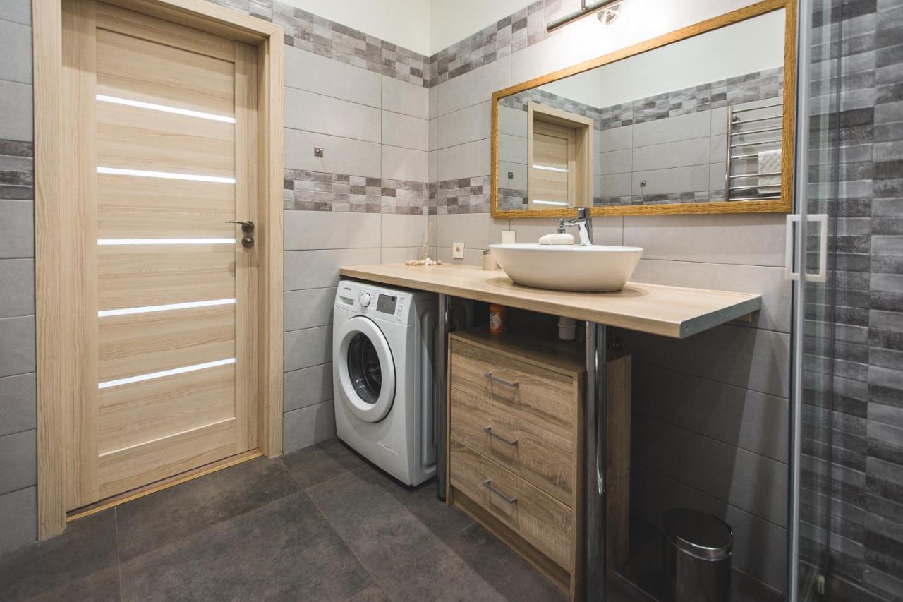 Riga Lux Apartments - Easy Stay ภายนอก รูปภาพ